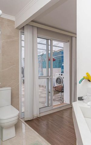 Casa para alugar com 205m², 4 quartos e 2 vagasBanheiro da Suíte 1
