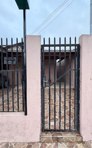 Casa à venda com 140m², 3 quartos e 2 vagas