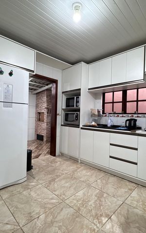 Casa à venda com 140m², 3 quartos e 2 vagas