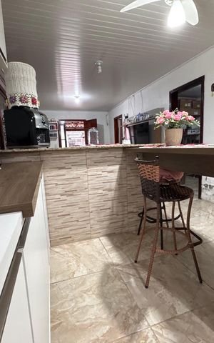 Casa à venda com 140m², 3 quartos e 2 vagas
