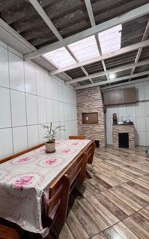 Casa à venda com 140m², 3 quartos e 2 vagas