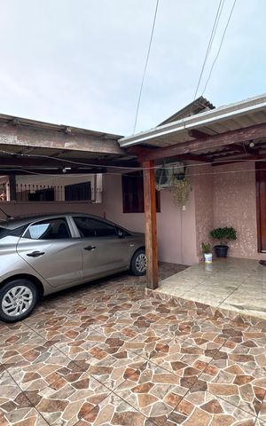 Casa à venda com 140m², 3 quartos e 2 vagas