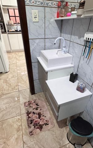 Casa à venda com 140m², 3 quartos e 2 vagas