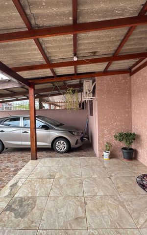 Casa à venda com 140m², 3 quartos e 2 vagas