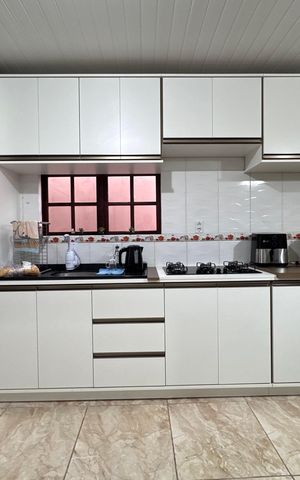 Casa à venda com 140m², 3 quartos e 2 vagas