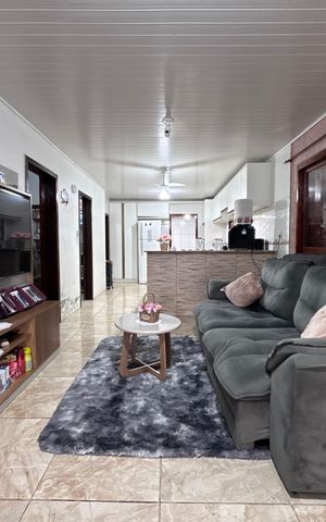 Casa à venda com 140m², 3 quartos e 2 vagas
