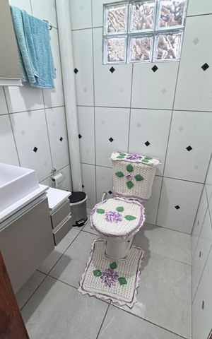 Casa à venda com 140m², 3 quartos e 2 vagas