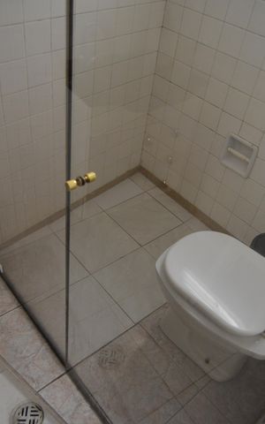 Apartamento à venda com 180m², 4 quartos e 1 vagaBanheiro de Serviço