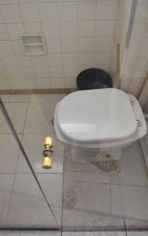 Apartamento à venda com 180m², 4 quartos e 1 vagaBanheiro de Serviço