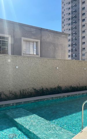 Studio para alugar com 38m², 1 quarto e sem vaga Studio para alugar com 38m², 1 quarto e sem vagaÁrea comum - Piscina