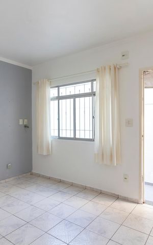 Casa à venda com 220m², 3 quartos e 4 vagasCopa