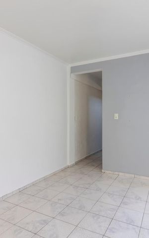 Casa à venda com 220m², 3 quartos e 4 vagasCopa