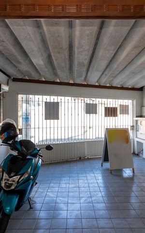 Casa à venda com 220m², 3 quartos e 4 vagasSala de Estar - Vista