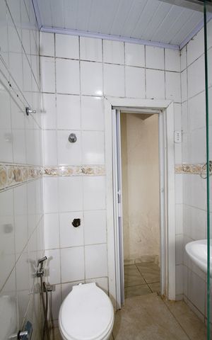 Casa para alugar com 60m², 2 quartos e sem vagaBanheiro