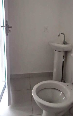 Apartamento para alugar com 32m², 2 quartos e sem vaga Apartamento para alugar com 32m², 2 quartos e sem vagaBanheiro