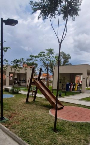 Apartamento para alugar com 32m², 2 quartos e sem vaga Apartamento para alugar com 32m², 2 quartos e sem vagaÁrea Comum - Playground