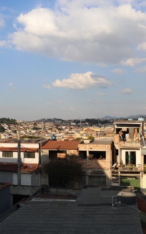 Casa à venda com 200m², 2 quartos e 5 vagasVista