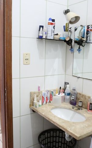 Casa à venda com 200m², 2 quartos e 5 vagasBanheiro Social