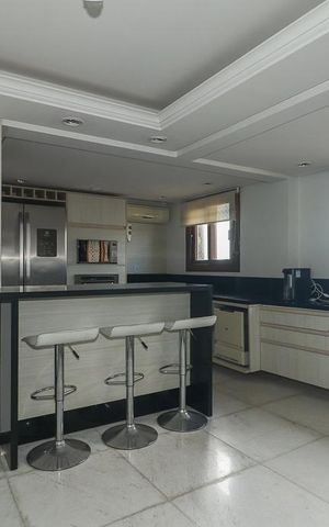 Apartamento para alugar com 400m², 3 quartos e 3 vagasCozinha