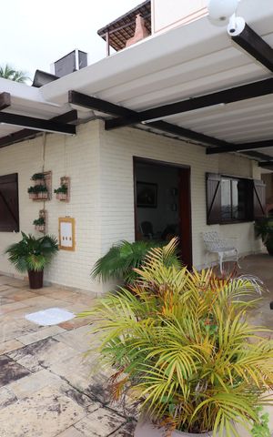 Casa à venda com 323m², 4 quartos e 3 vagasÁrea externa