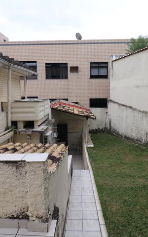 Casa à venda com 323m², 4 quartos e 3 vagasÁrea externa