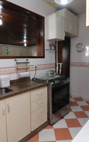 Casa à venda com 323m², 4 quartos e 3 vagasCozinha