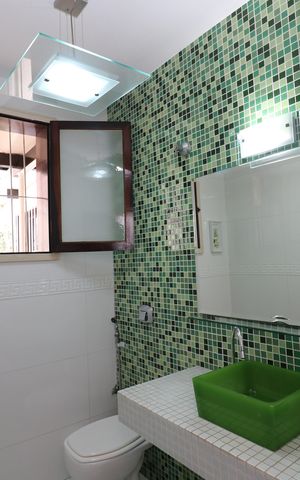 Casa à venda com 323m², 4 quartos e 3 vagasLavabo