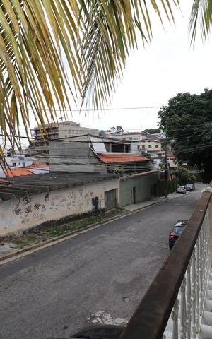 Casa à venda com 323m², 4 quartos e 3 vagasÁrea externa