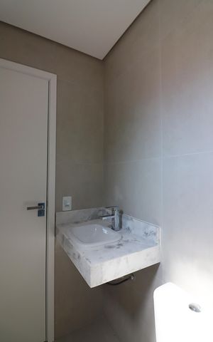 Apartamento para alugar com 67m², 2 quartos e 1 vagaQuarto 1 - Suíte Banheiro 