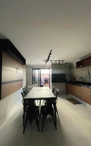 Casa à venda com 250m², 2 quartos e 3 vagas