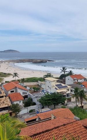 Casa à venda com 300m², 4 quartos e 2 vagas Casa à venda com 300m², 4 quartos e 2 vagasvista da Sacada
