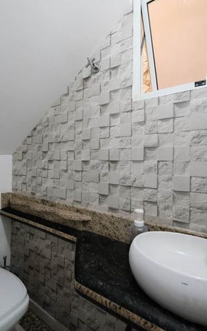 Casa à venda com 100m², 3 quartos e 2 vagasLavabo