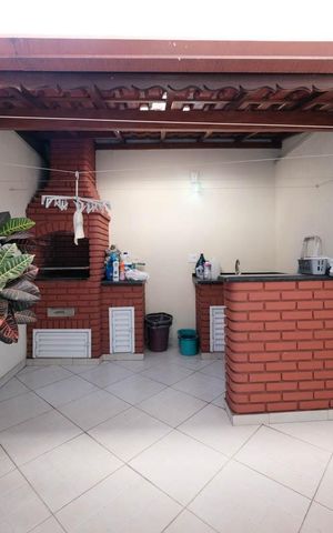 Casa à venda com 100m², 3 quartos e 2 vagasÁrea gourmet