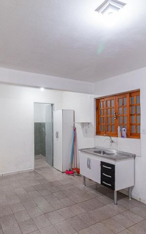 Casa à venda com 470m², 7 quartos e 2 vagas Casa à venda com 470m², 7 quartos e 2 vagasCozinha