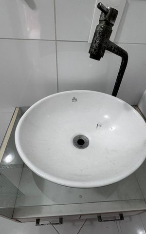Apartamento à venda com 270m², 3 quartos e 2 vagas Apartamento à venda com 270m², 3 quartos e 2 vagasLavabo