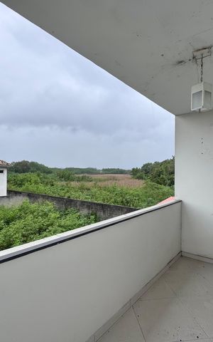 Apartamento à venda com 270m², 3 quartos e 2 vagas Apartamento à venda com 270m², 3 quartos e 2 vagasSuíte - Varanda