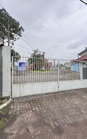 Apartamento à venda com 270m², 3 quartos e 2 vagas Apartamento à venda com 270m², 3 quartos e 2 vagasFachada