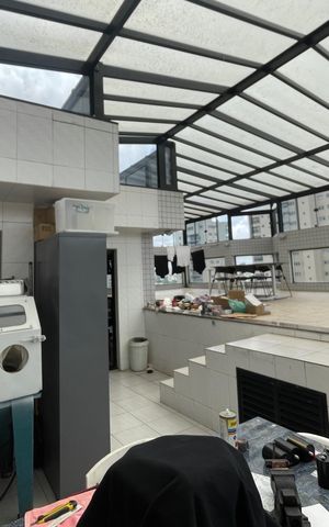 Apartamento à venda com 198m², 3 quartos e 3 vagas