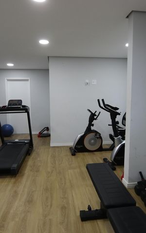 Apartamento à venda com 37m², 2 quartos e sem vagaÁrea comum - Academia