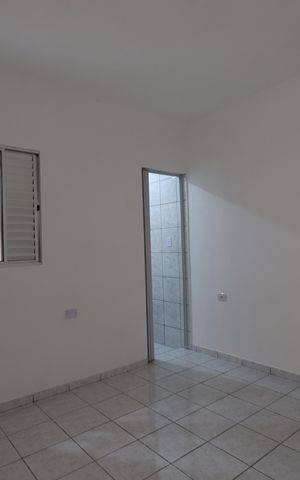 Casa para alugar com 50m², 1 quarto e sem vagaSala/Quarto