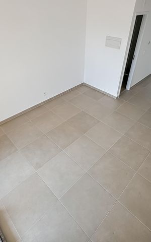Apartamento à venda com 28m², 1 quarto e sem vaga Apartamento à venda com 28m², 1 quarto e sem vagaStudio