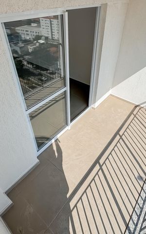 Apartamento à venda com 28m², 1 quarto e sem vaga Apartamento à venda com 28m², 1 quarto e sem vagaVaranda