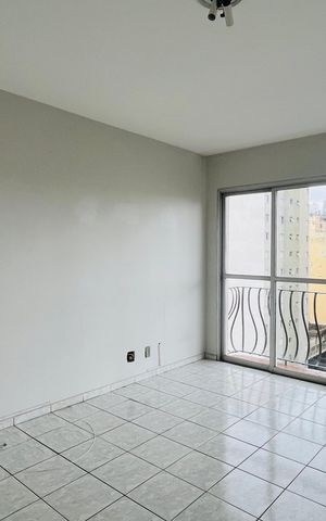 Apartamento à venda com 123m², 3 quartos e 1 vaga Apartamento à venda com 123m², 3 quartos e 1 vagaSala