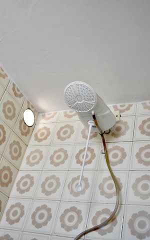 Apartamento à venda com 75m², 2 quartos e 1 vaga Apartamento à venda com 75m², 2 quartos e 1 vagaBanheiro Social