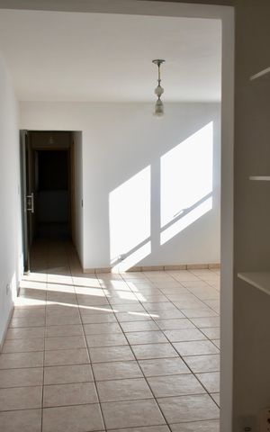 Apartamento à venda com 75m², 2 quartos e 1 vaga Apartamento à venda com 75m², 2 quartos e 1 vagaSala