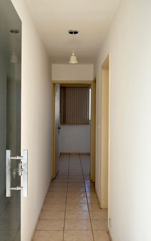 Apartamento à venda com 75m², 2 quartos e 1 vaga Apartamento à venda com 75m², 2 quartos e 1 vagaCorredor