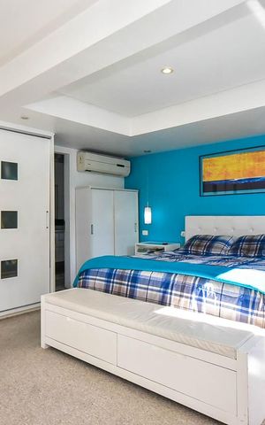 Apartamento à venda com 230m², 3 quartos e 4 vagasSuíte