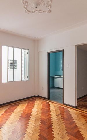 Apartamento à venda com 110m², 3 quartos e sem vagaSala