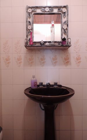 Casa de condomínio à venda com 316m², 5 quartos e 2 vagasLavabo