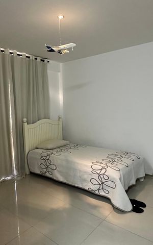 Apartamento à venda com 326m², 5 quartos e 3 vagas Apartamento à venda com 326m², 5 quartos e 3 vagasSuíte 1
